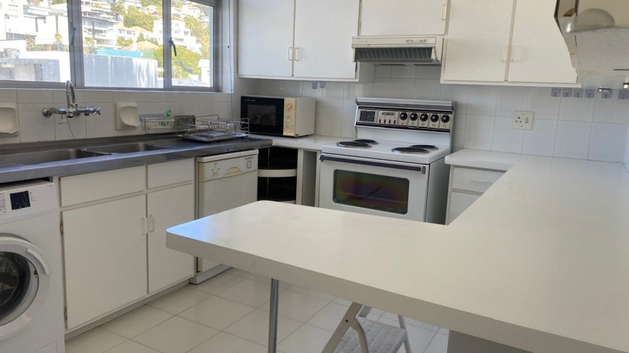 To Let 3 Bedroom Property for Rent in Bantry Bay Western Cape